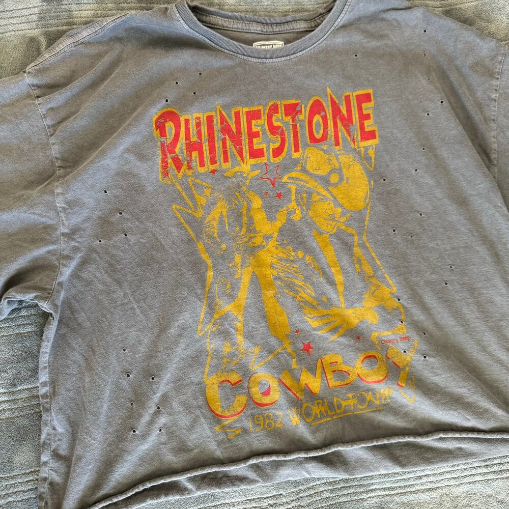 Rhinestone Cowboy 1982 Cropped Oversized Distressed Graphic T Shirt Women Medium - Picture 3 of 9